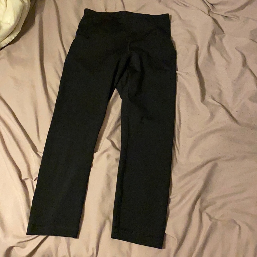 Cropped workout leggings